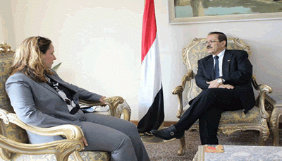  وزير الخارجية يلتقي مديرة مكتب المبعوث الأممي إلى اليمن 12 06 2018